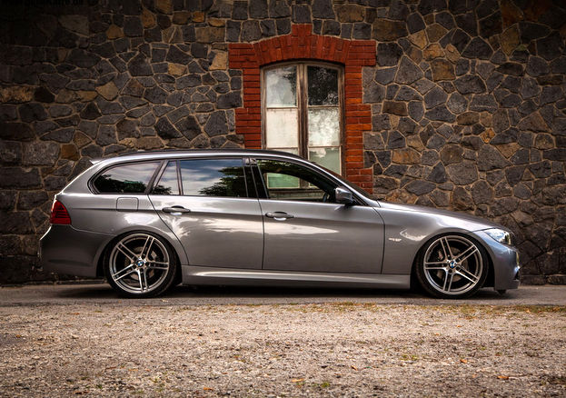 E90 BMW3シリーズ ツーリング 中古