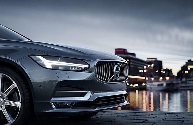 VOLVO S90 試乗