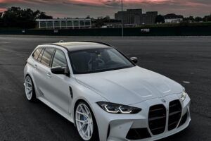 BMW M3 ツーリング 価格