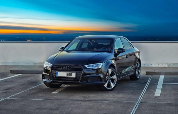 AUDI A3 中古 注意