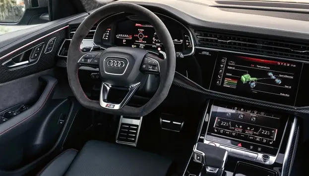 AUDI RS Q8 質感