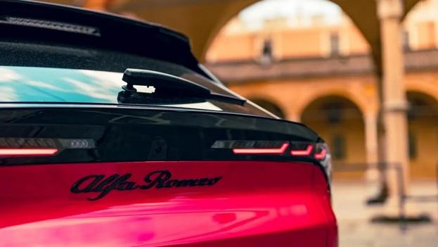 アルファロメオ ジュニア 維持費