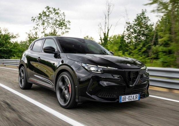 アルファロメオ ジュニア 価格