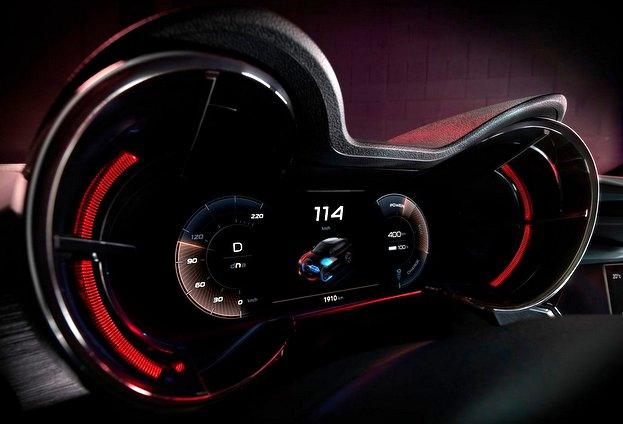 アルファロメオ ジュニア 質感