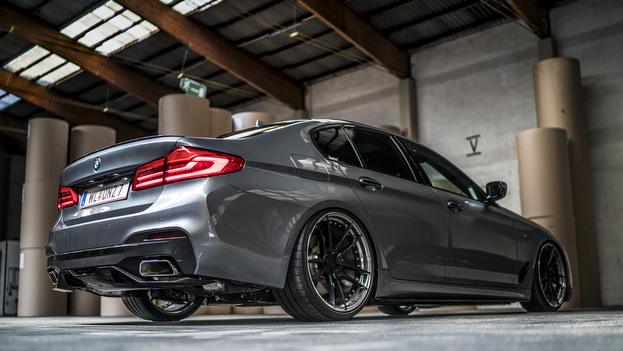 BMW M550i チューニング