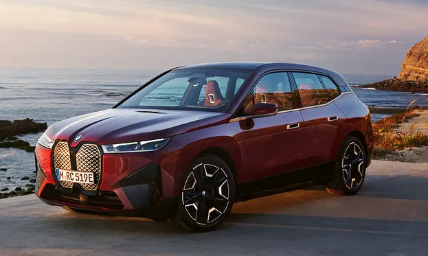 BMW iX 価格