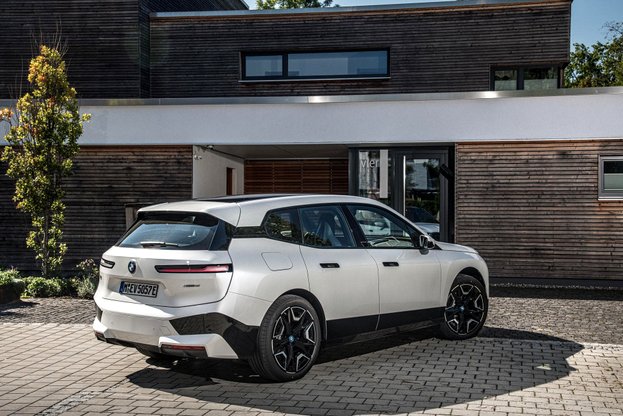 BMW iX 口コミ