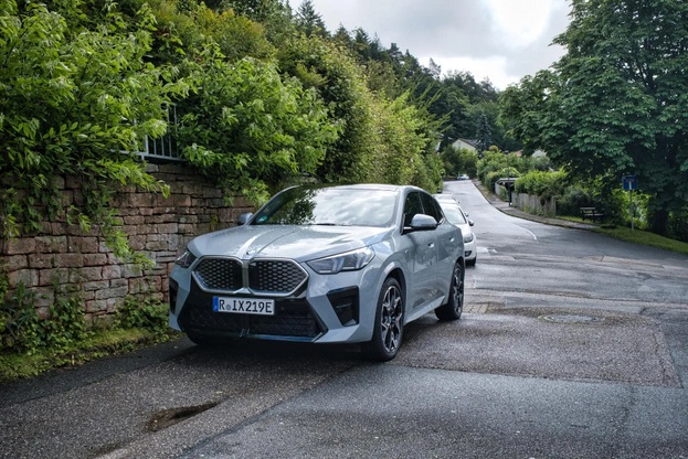 BMW iX2 試乗