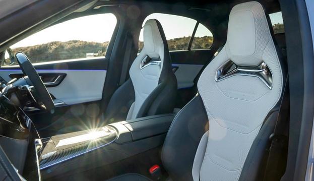 E53 ハイブリッド 内装