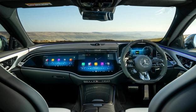 E53 ハイブリッド 質感