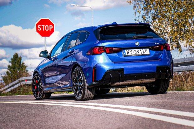 F70 BMW1シリーズ 価格