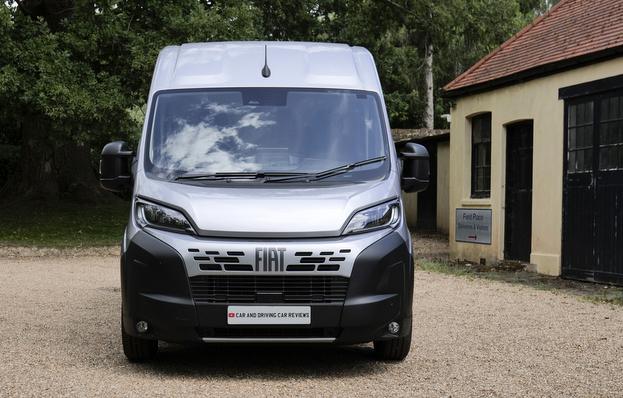 フィアット デュカト 維持費