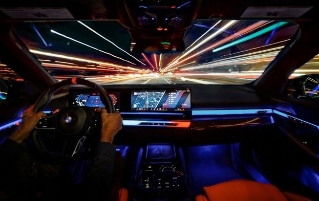 G90 M5 アンビエントライト