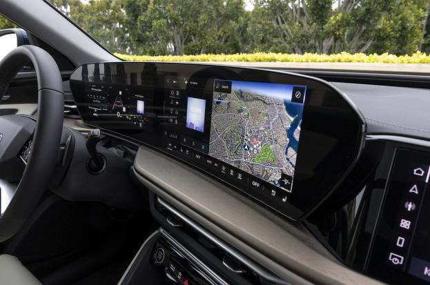 GU20 AUDI Q5 純正ナビ