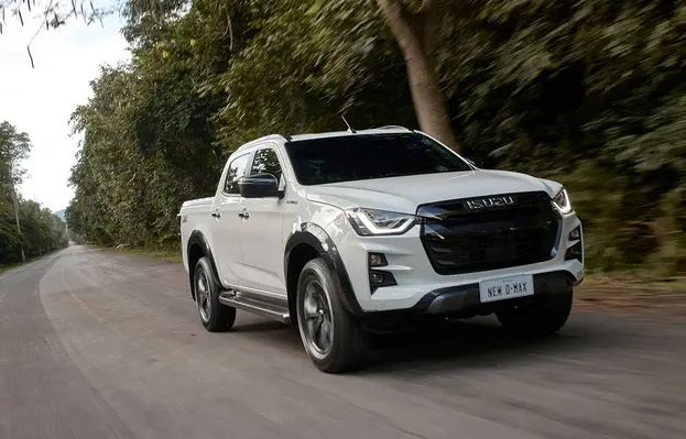 いすゞ D-MAX 試乗