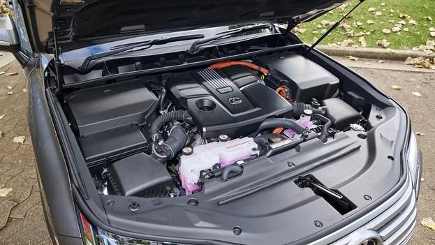 レクサス LX ハイブリッド