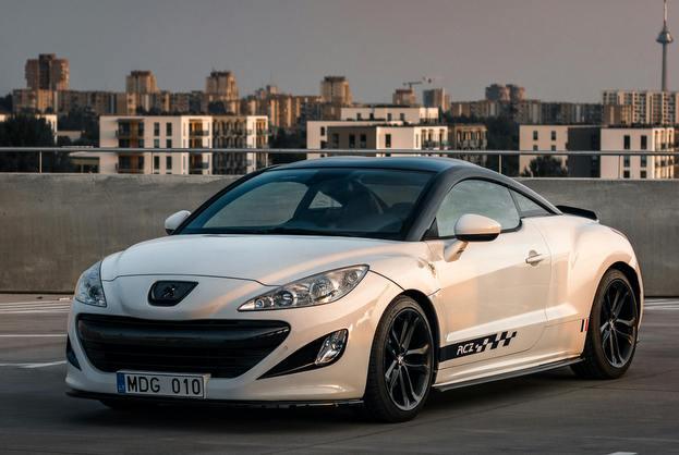 プジョーRCZ 中古車 注意点
