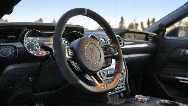 シェルビー GT500 内装