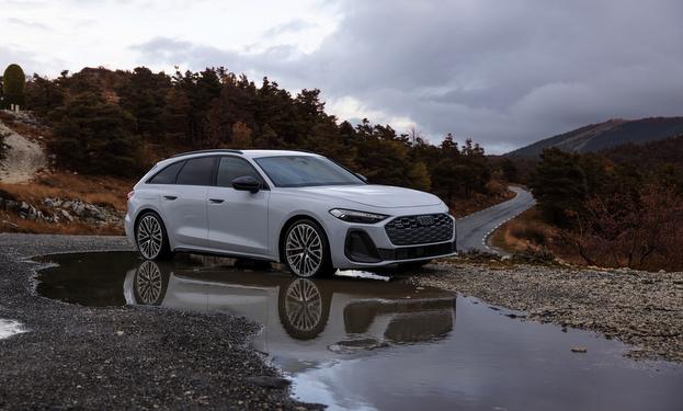 AUDI A5 アバント 価格