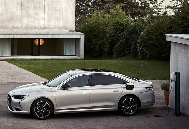 シトロエン DS9 E-テンス