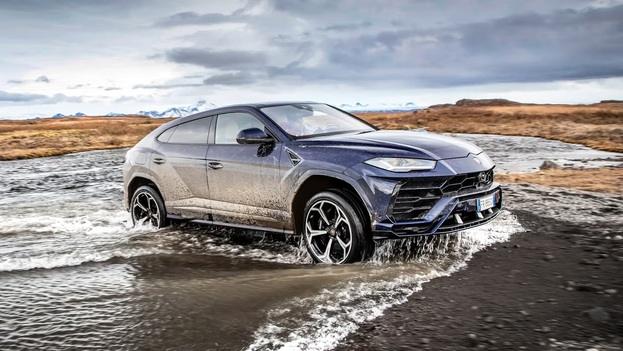 ランボルギーニ ウルス 4WD性能