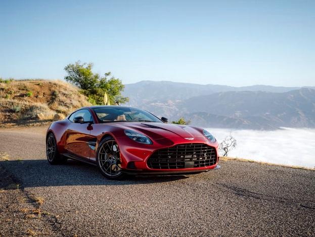 新型アストンマーティン ヴァンキッシュ