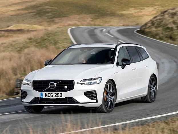 V60 ポールスター 燃費
