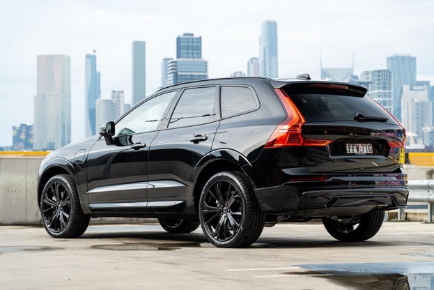 XC60 プラグインハイブリッド 評判