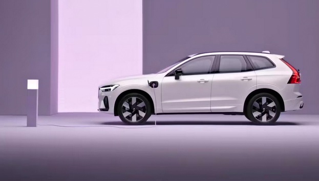 XC60 プラグインハイブリッド 維持費